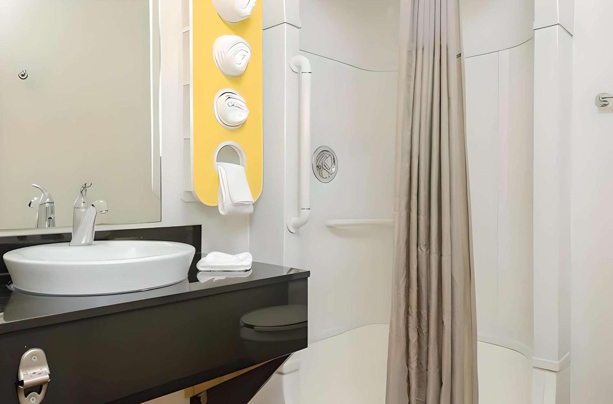 Park Inn By Radisson, Turlock Eksteriør billede
