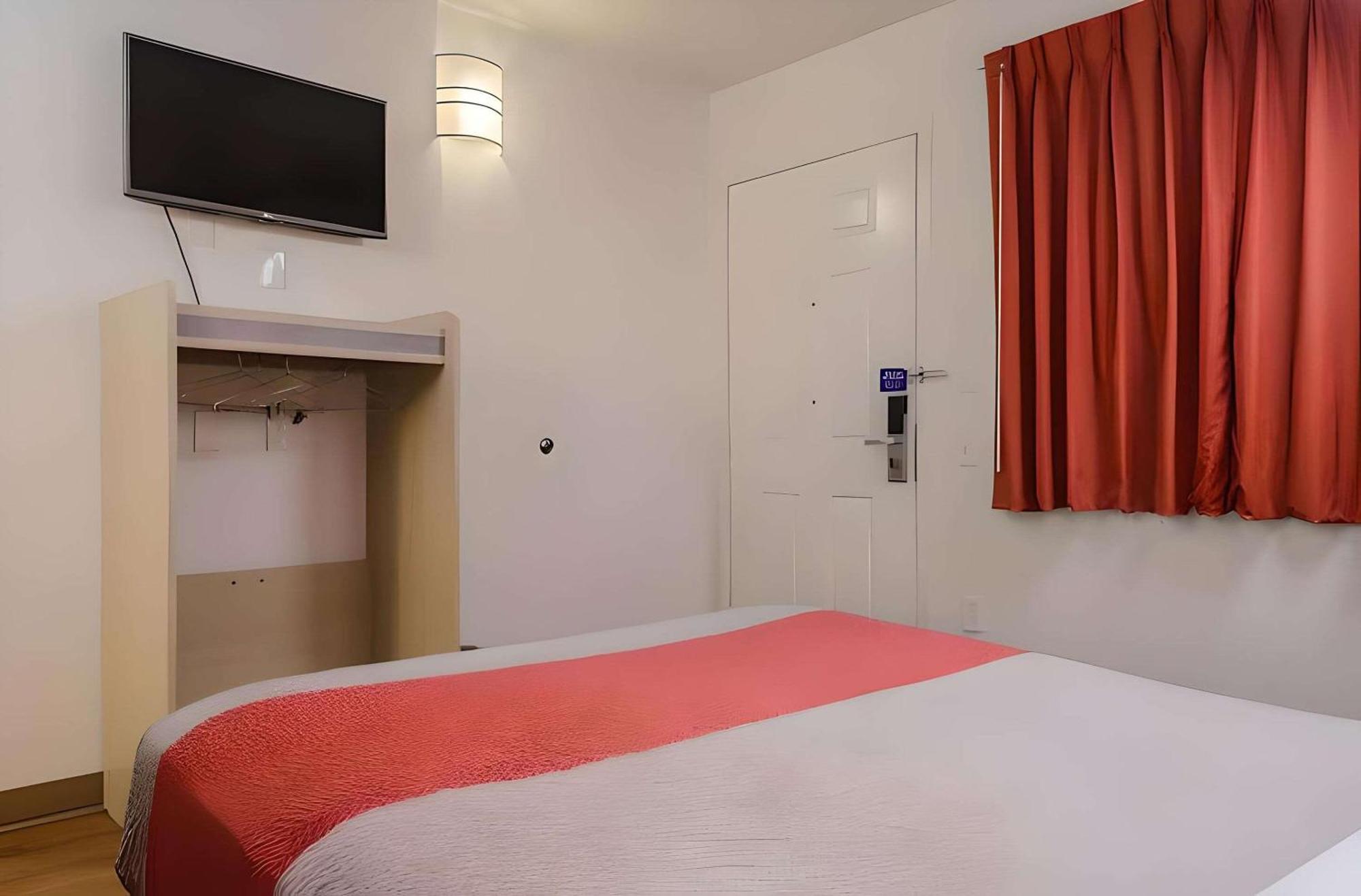 Park Inn By Radisson, Turlock Eksteriør billede