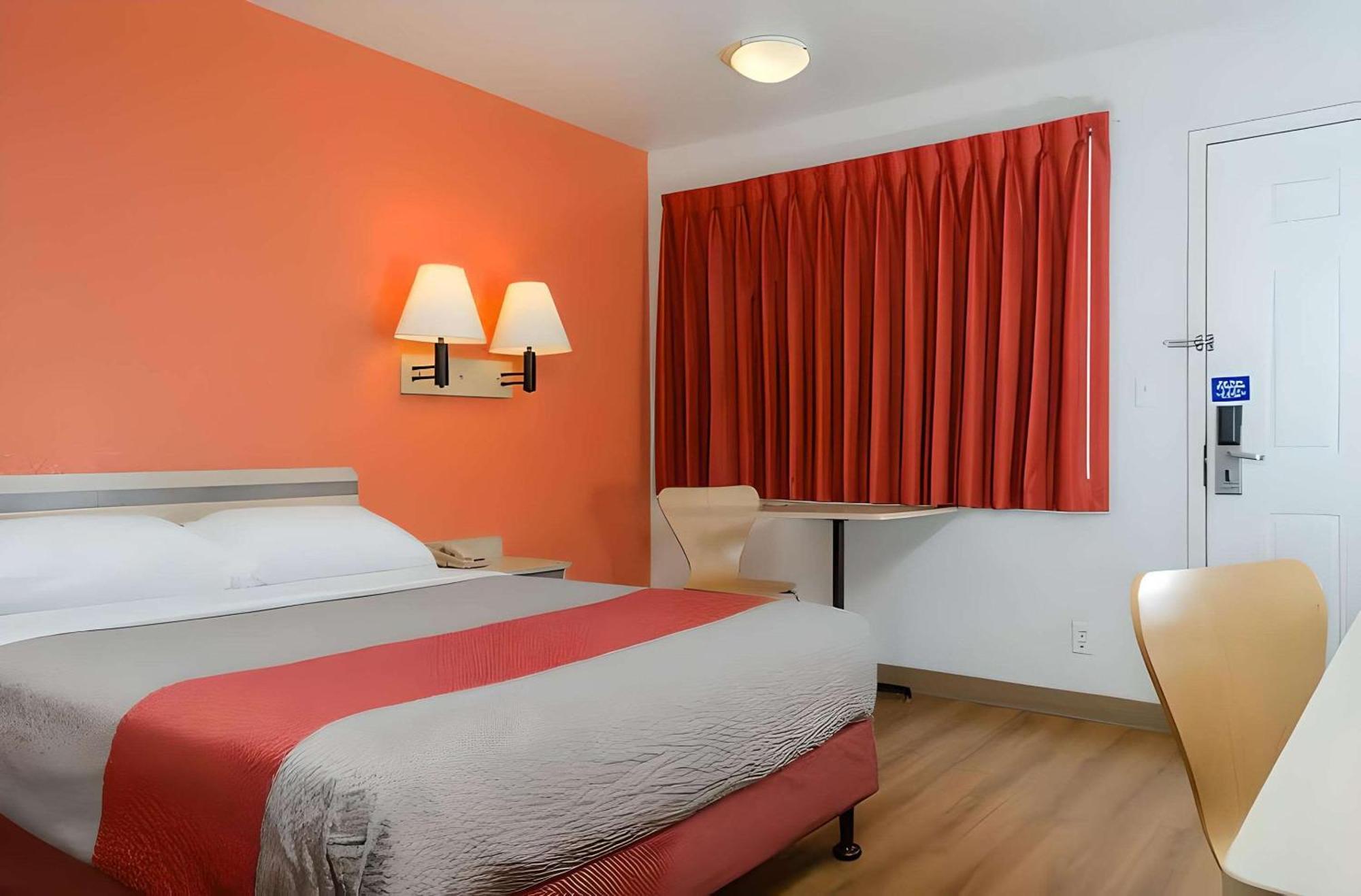 Park Inn By Radisson, Turlock Eksteriør billede