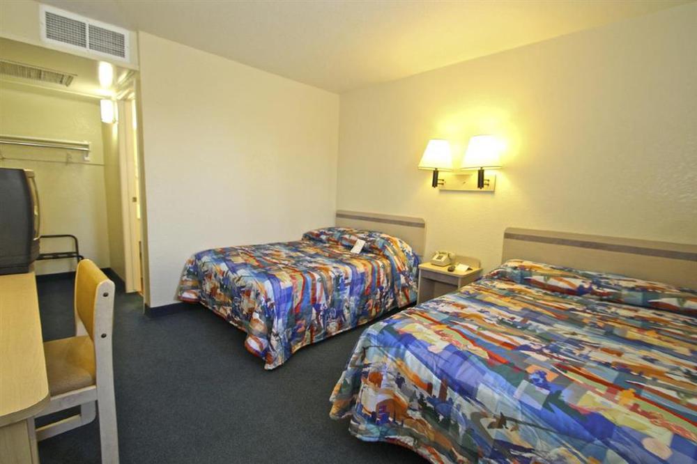 Park Inn By Radisson, Turlock Værelse billede